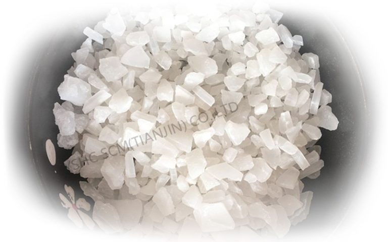 Iron free aluminum sulfate powder